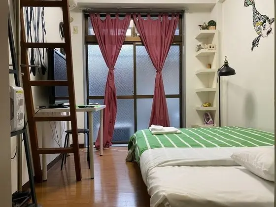 Standard Tek Büyük Yataklı Oda