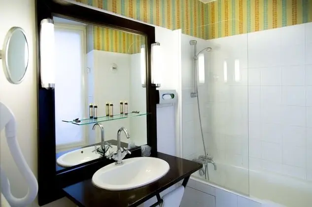 İki Ayrı Yataklı Oda