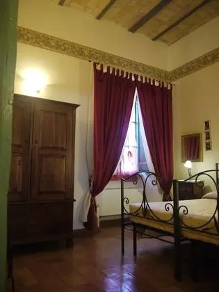 Apart Daire, 1 Büyük (Queen) Boy Yatak ve Çekyat