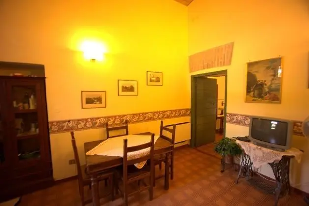 Comfort Apart Daire, Bahçe Manzaralı