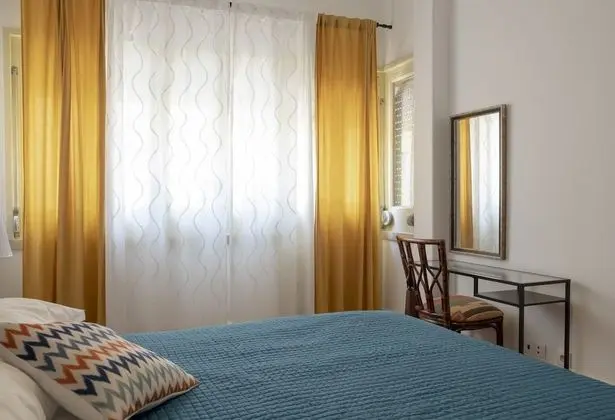 Comfort Tek Büyük Yataklı Oda, Ortak Banyo