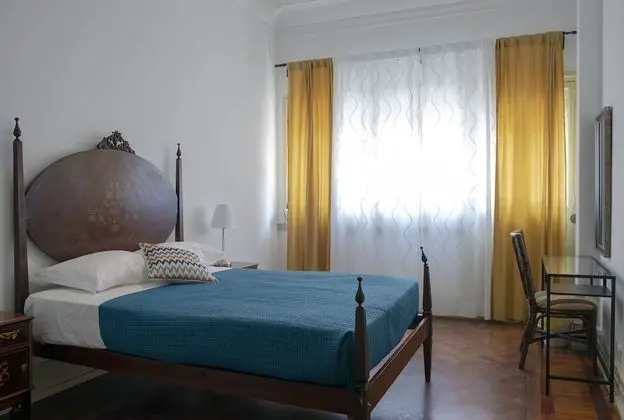 Comfort Tek Büyük Yataklı Oda, Ortak Banyo