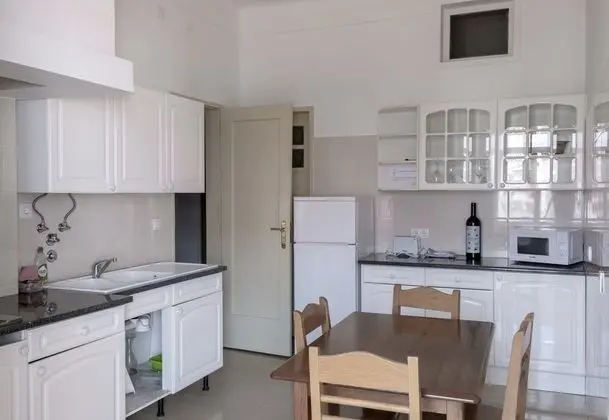 Comfort Tek Büyük Yataklı Oda, Ortak Banyo