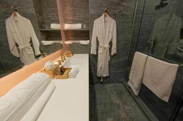 Deluxe Oda, 2 Çift Kişilik Yatak