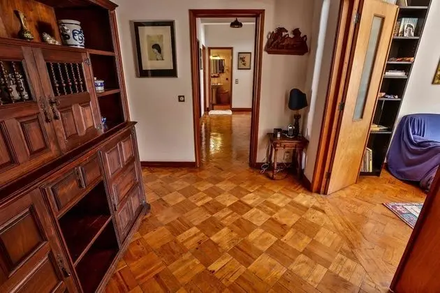 Double Room (Baroque), Shared Bathroom