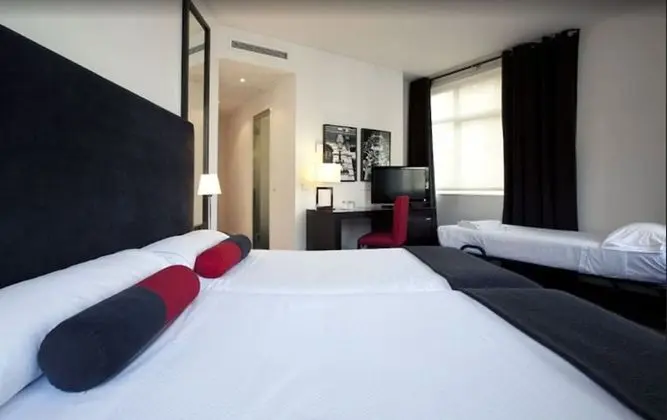 Standard Üç Kişilik Oda