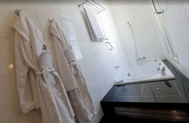 Standard Üç Kişilik Oda