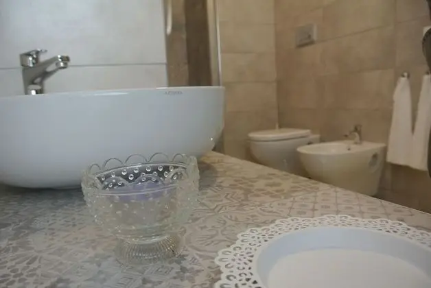 Üç Kişilik Oda