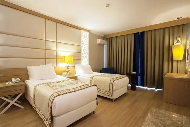 Standart Deniz Manzaralı Oda