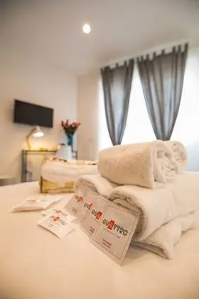 City Üç Kişilik Oda, 1 Büyük (Queen) Boy Yatak ve Çekyat