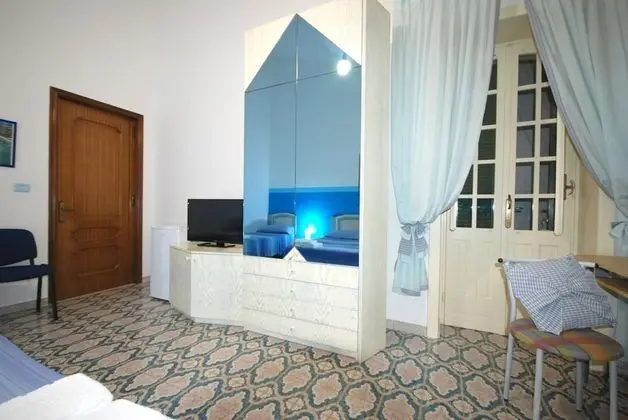Dört Kişilik Oda