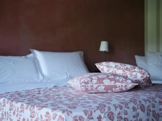 Tek Büyük veya İki Ayrı Yataklı Oda, Bahçe Manzaralı