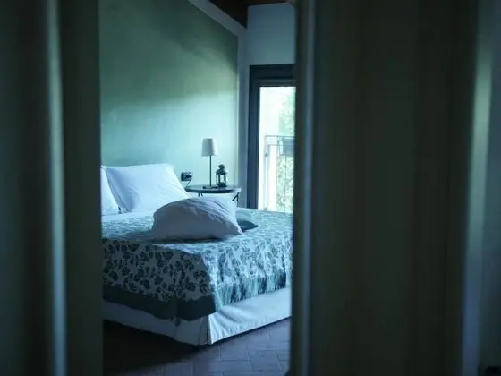 Tek Büyük veya İki Ayrı Yataklı Oda, Bahçe Manzaralı