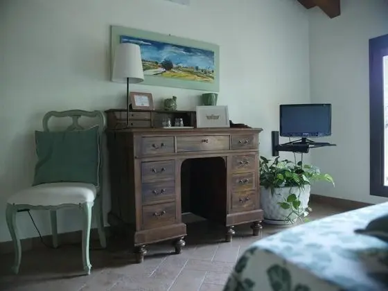 Tek Büyük veya İki Ayrı Yataklı Oda, Bahçe Manzaralı