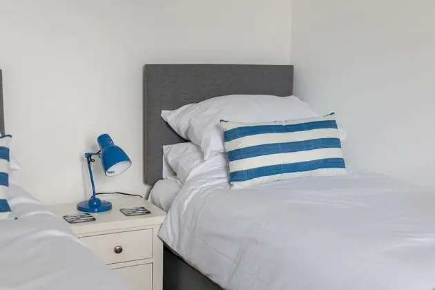 Ev (3 Bedrooms)