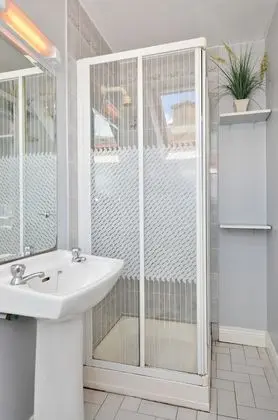 Deluxe Tek Büyük Yataklı Oda, Deniz Manzaralı