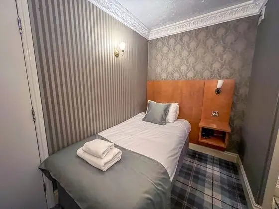 Standard Tek Kişilik Oda, Banyolu/Duşlu