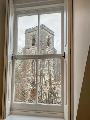 Deluxe Tek Büyük Yataklı Oda (Church View)