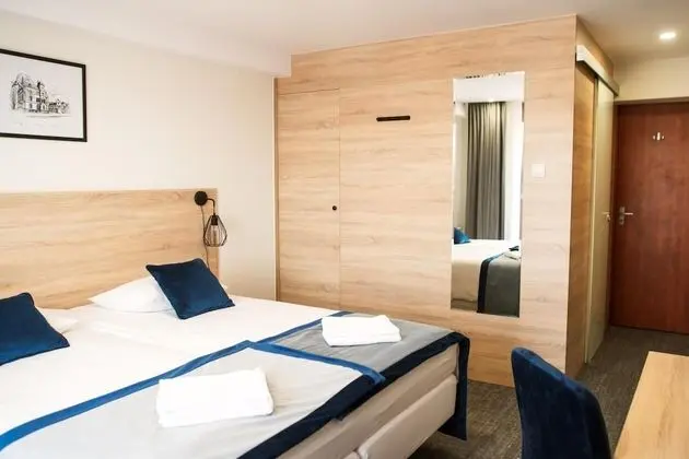 Tek Büyük veya İki Ayrı Yataklı Oda