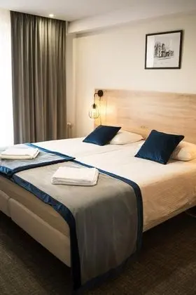 Tek Büyük veya İki Ayrı Yataklı Oda