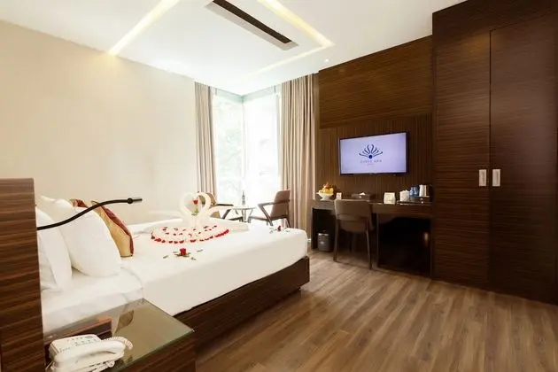 Deluxe Tek Büyük Yataklı Oda