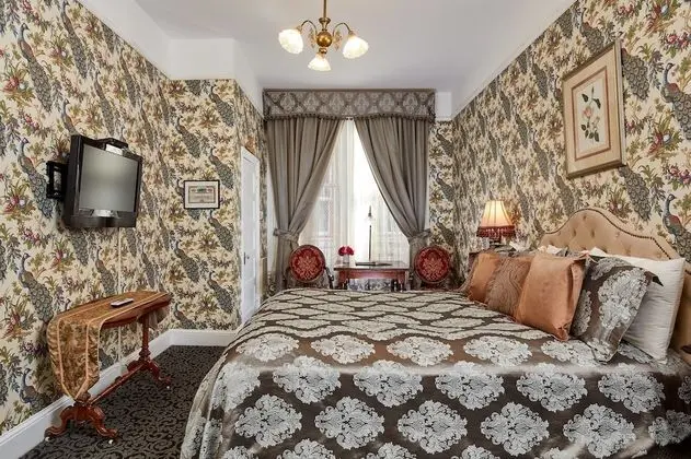 Standard Oda, 1 En Büyük (King) Boy Yatak