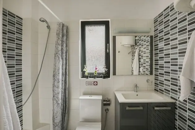 Superior Apart Daire, Havuz Manzaralı