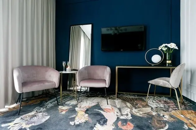 Deluxe Tek Büyük veya İki Ayrı Yataklı Oda, Balkon, Bahçe Manzaralı