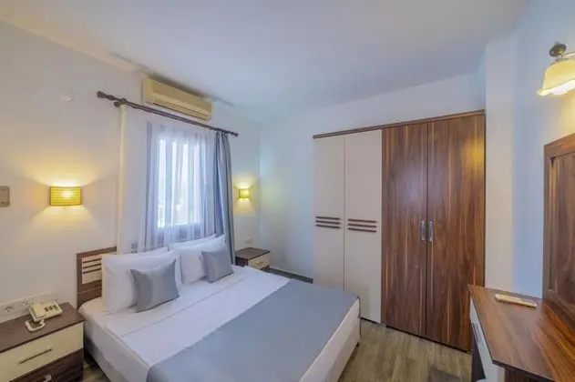 Suite, Kara Manzaralı, Balkonsuz