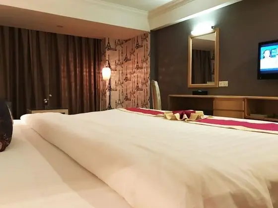 Business Tek Büyük Yataklı Oda, 1 En Büyük (King) Boy Yatak, Banyolu/Duşlu, Şehir Manzaralı