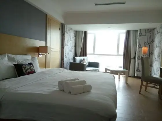 Design Tek Büyük Yataklı Oda, 1 En Büyük (King) Boy Yatak, Balkon, Kule