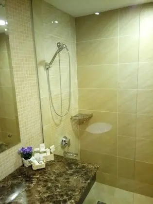 Design Tek Büyük Yataklı Oda, 1 En Büyük (King) Boy Yatak, Balkon, Kule