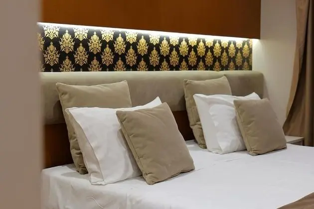 Comfort Tek Büyük veya İki Ayrı Yataklı Oda