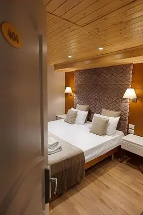 Comfort Tek Büyük veya İki Ayrı Yataklı Oda