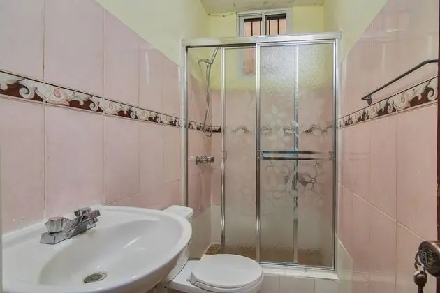 Oda, 1 Yatak Odası, Engellilere Uygun, Buzdolabı