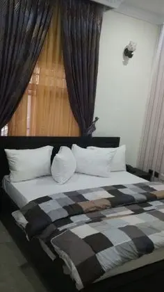 Standard Oda, Şehir Manzaralı