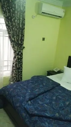 Standard Oda, Şehir Manzaralı
