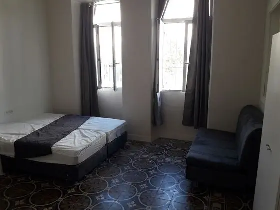 Basic Tek Büyük Yataklı Oda