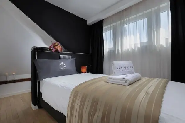 Apart Daire, 1 Tek Kişilik Yatak