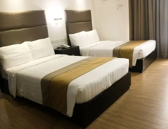 Junior Süit (Twin Room)