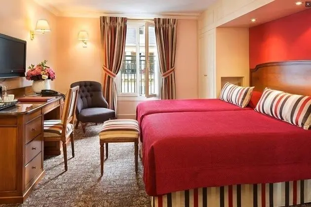 Deluxe Tek Büyük Yataklı Oda