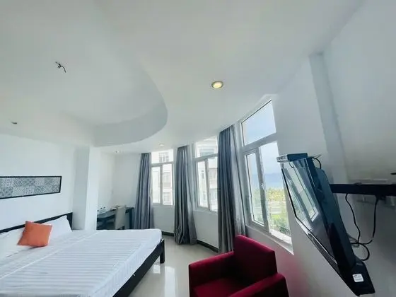 Deluxe Tek Büyük Yataklı Oda