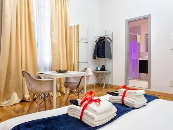 Deluxe Tek Büyük Yataklı Oda