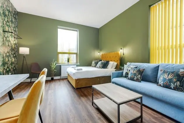 Stüdyo, Özel Banyo (Emerald Suite)