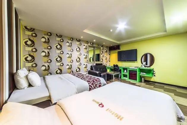 Deluxe İki Ayrı Yataklı Oda