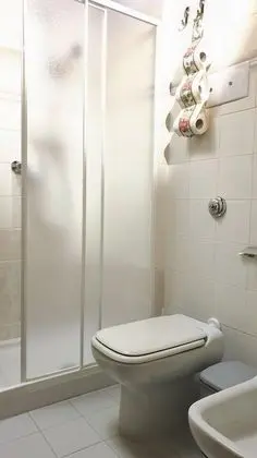 Tek Büyük Yataklı Oda, Ortak Banyo, Göl Manzaralı