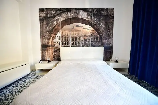Deluxe Tek Büyük Yataklı Oda (Colosseo)