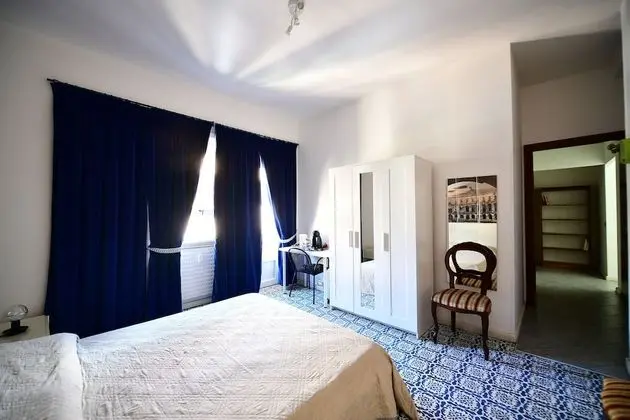 Deluxe Tek Büyük Yataklı Oda (Colosseo)