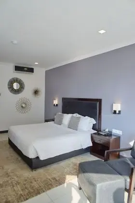 Deluxe Tek Büyük Yataklı Oda, 1 En Büyük (King) Boy Yatak, Deniz Manzaralı