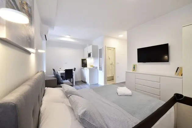 Comfort Stüdyo, Avlu Manzaralı